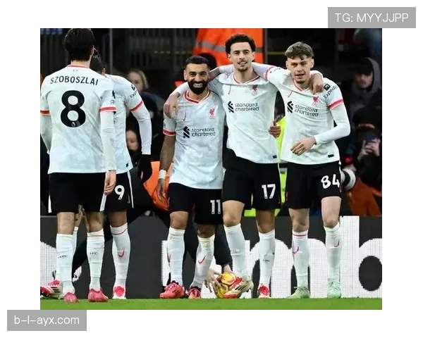 西汉姆联创队史新高，英超积分榜强势领跑表现抢眼