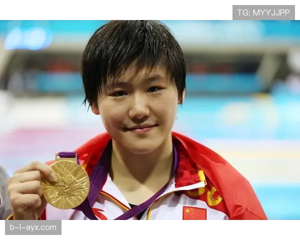 叶诗文训练完直接去奢侈品店刷卡，教练说她包比奖牌还多